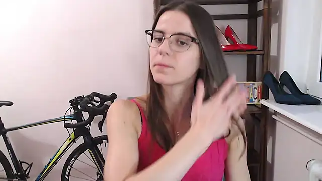 love megi online show from 04/19/26, 06:10