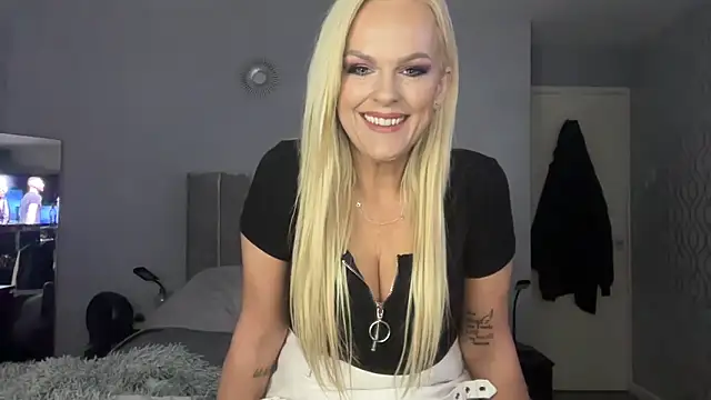Snapshot of Funtime_FreyaX chatting on 03/16/25, 02:55 Funtime FreyaX online show from 03/16/25, 02:55