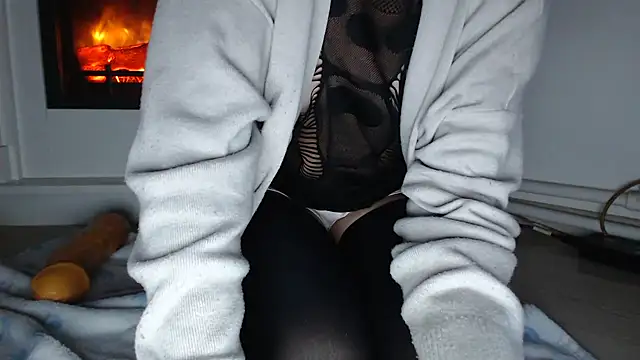 ElssaRush online show from 10/08/25, 11:46