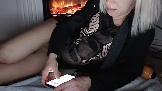 ElssaRush online show from 11/06/25, 11:15