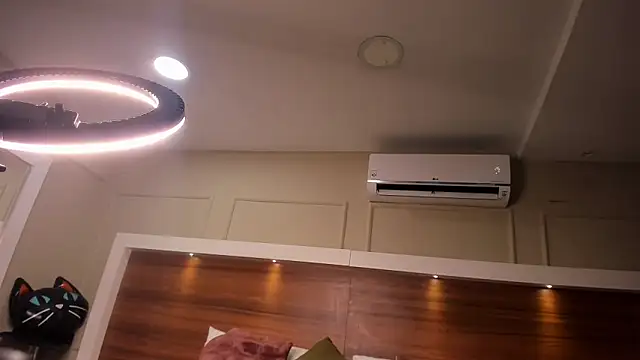 AriadnaHarper online show from 04/02/26, 11:19