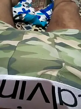 Snapshot of im_clit_sucker chatting on 03/16/25, 08:32 im clit sucker online show from 03/16/25, 08:32