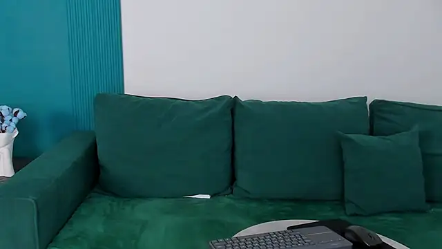 Maya Rogerss online show from 03/22/25, 08:48