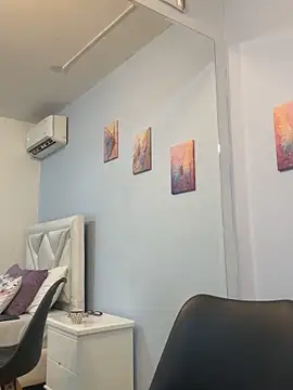 SophiaQueens online show from 06/04/26, 08:37