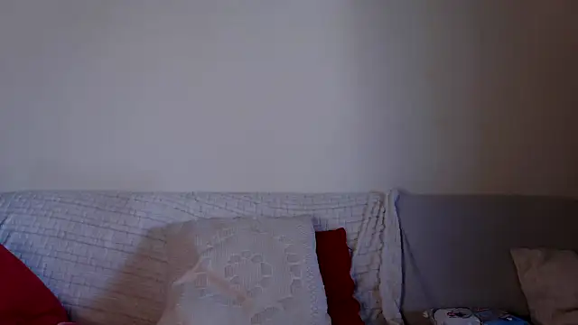 Snapshot of MAIRA__90 chatting on 09/27/25, 09:03 MAIRA 90 online show from 09/27/25, 09:03