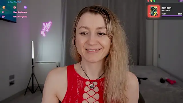   Milana     online show from 03/23/26, 03:49