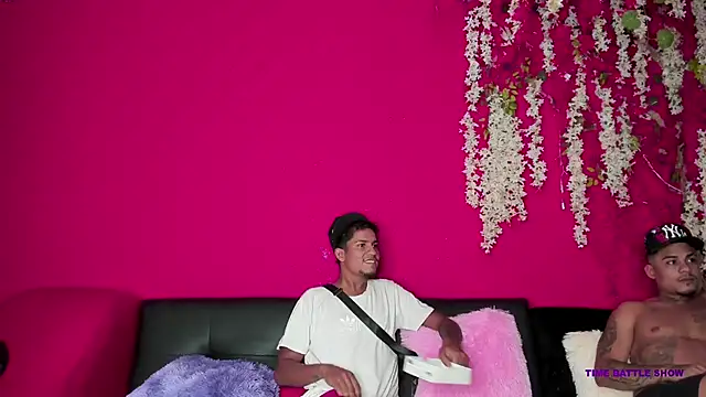 Snapshot of hot_dirty_paradise_66 chatting on 10/08/25, 06:27 hot dirty paradise 66 online show from 10/08/25, 06:27