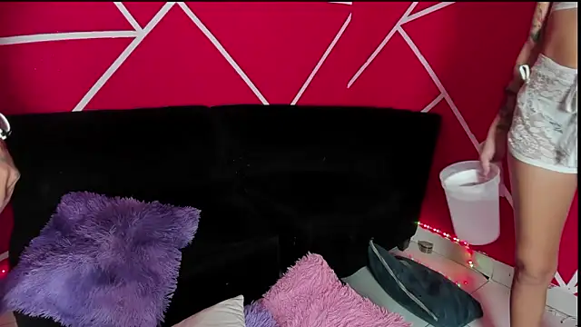 Snapshot of hot_dirty_paradise_66 chatting on 12/15/25, 09:24 hot dirty paradise 66 online show from 12/15/25, 09:24