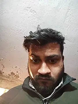 Snapshot of mpaale11 chatting on 11/24/25, 06:07 mpaale11 online show from 11/24/25, 06:07