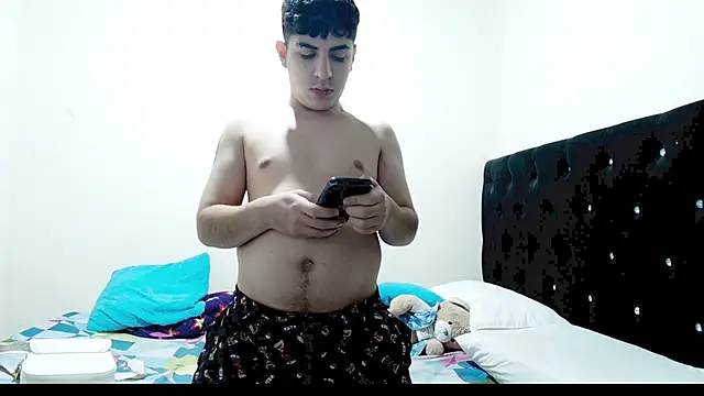 Kymberlyandlucas2 online show from 02/26/26, 04:22