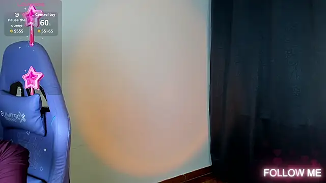 emma cute7 online show from 09/10/25, 02:33