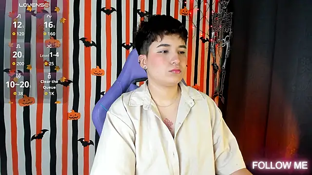 emma cute7 online show from 10/12/25, 03:38