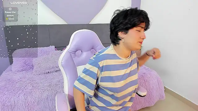 emma cute7 online show from 04/02/26, 09:51