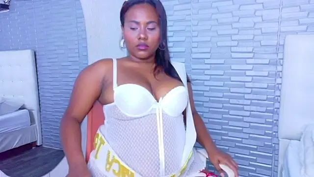 Snapshot of nympho_bff chatting on 10/31/25, 08:54 nympho bff online show from 10/31/25, 08:54