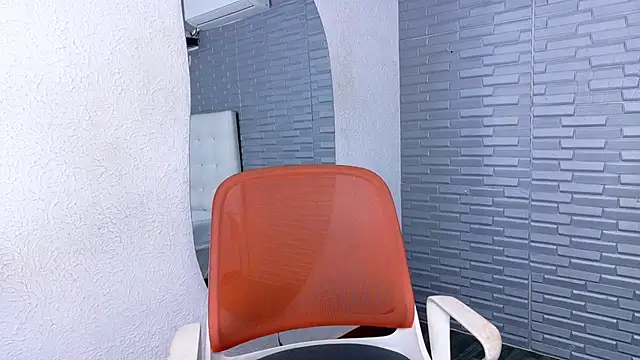 Snapshot of nympho_bff chatting on 11/28/25, 03:42 nympho bff online show from 11/28/25, 03:42