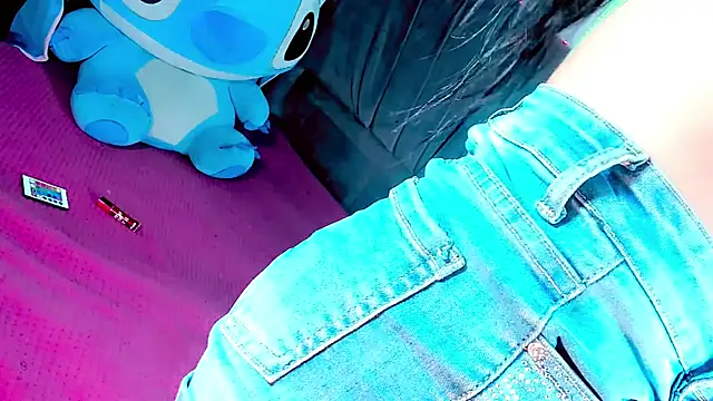 Ariana doll01 online show from 04/23/26, 06:58