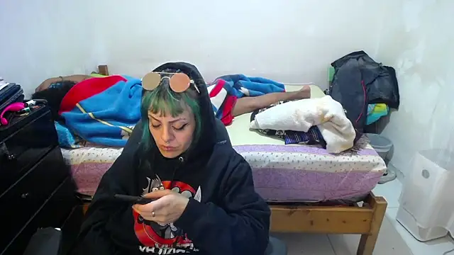 Snapshot of freyaa_sorcerees chatting on 03/11/25, 08:20 freyaa sorcerees online show from 03/11/25, 08:20