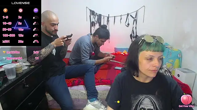 Snapshot of freyaa_sorcerees chatting on 03/19/25, 11:57 freyaa sorcerees online show from 03/19/25, 11:57