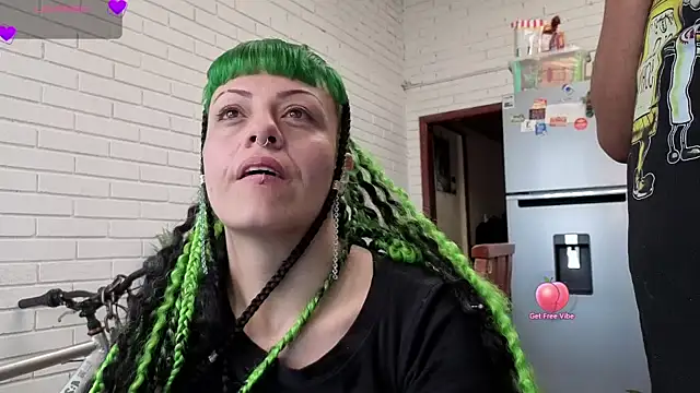 Snapshot of freyaa_sorcerees chatting on 09/14/25, 07:46 freyaa sorcerees online show from 09/14/25, 07:46