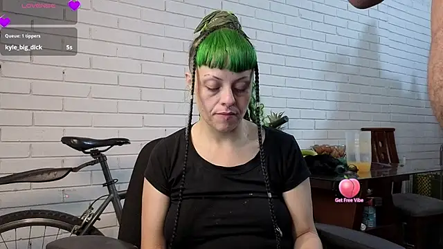 Snapshot of freyaa_sorcerees chatting on 09/15/25, 07:52 freyaa sorcerees online show from 09/15/25, 07:52