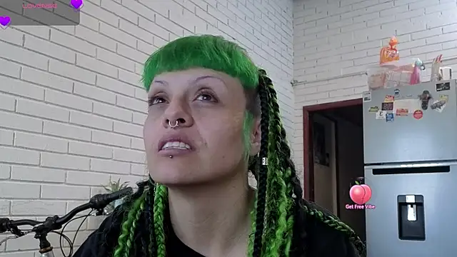 Snapshot of freyaa_sorcerees chatting on 09/20/25, 09:49 freyaa sorcerees online show from 09/20/25, 09:49