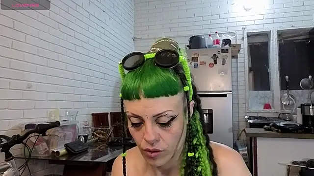 Snapshot of freyaa_sorcerees chatting on 10/10/25, 06:34 freyaa sorcerees online show from 10/10/25, 06:34