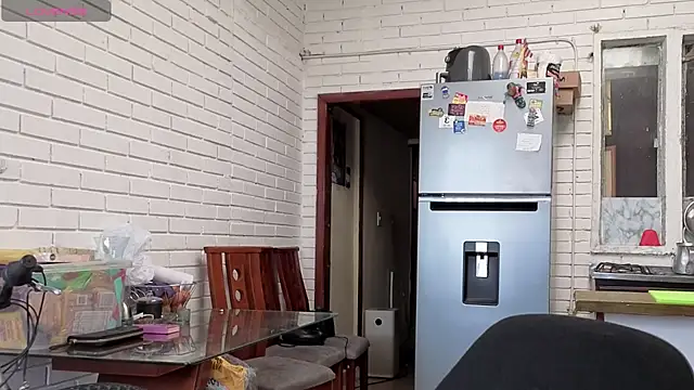 Snapshot of freyaa_sorcerees chatting on 10/14/25, 03:46 freyaa sorcerees online show from 10/14/25, 03:46