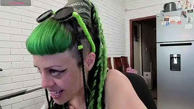 Snapshot of freyaa_sorcerees chatting on 10/16/25, 05:58 freyaa sorcerees online show from 10/16/25, 05:58