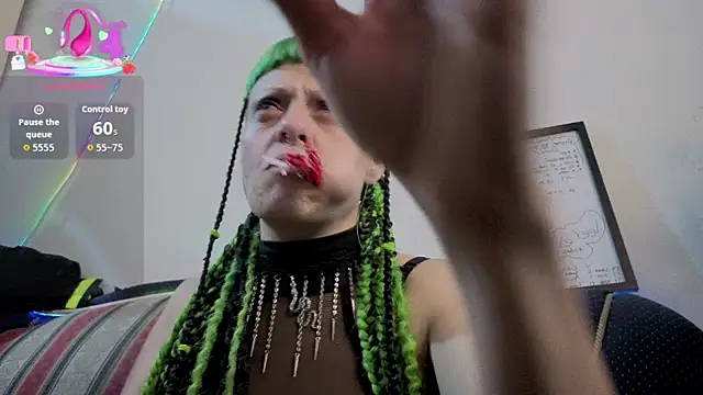 Snapshot of freyaa_sorcerees chatting on 10/25/25, 03:14 freyaa sorcerees online show from 10/25/25, 03:14