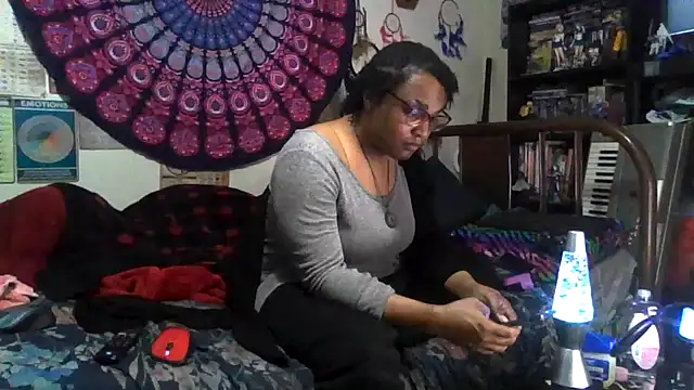 GardeniaFields online show from 11/15/25, 06:55