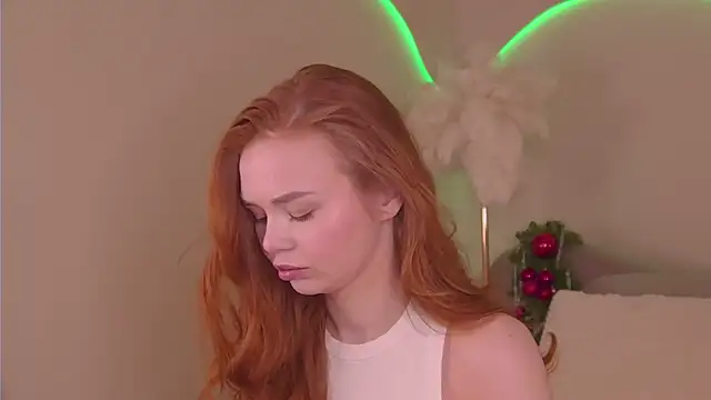 MiraBliss online show from 12/16/25, 03:17