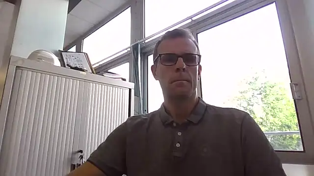 Simon 76 online show from 09/19/25, 04:29