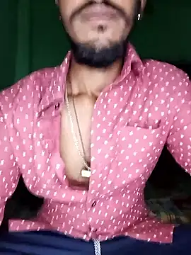 Snapshot of RanaSort chatting on 11/14/25, 12:59 RanaSort online show from 11/14/25, 12:59