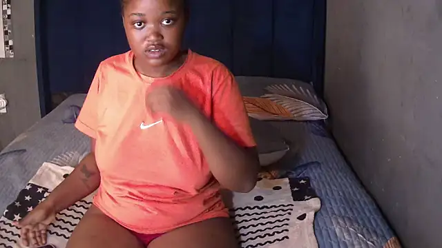 SexyShybarbie online show from 04/06/26, 04:57