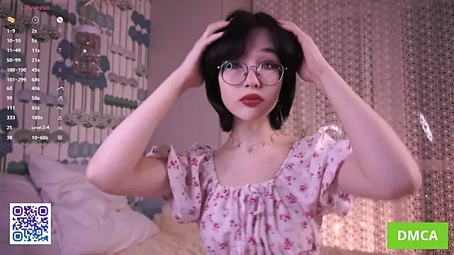 Snapshot of JodyHeap chatting on 11/23/25, 05:24 JodyHeap online show from 11/23/25, 05:24