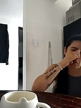 Seet Hanna online show from 09/29/25, 03:39