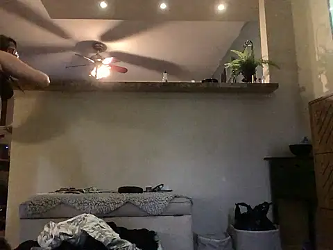 Snapshot of KittyKat_LoLo chatting on 03/14/25, 02:08 KittyKat LoLo online show from 03/14/25, 02:08