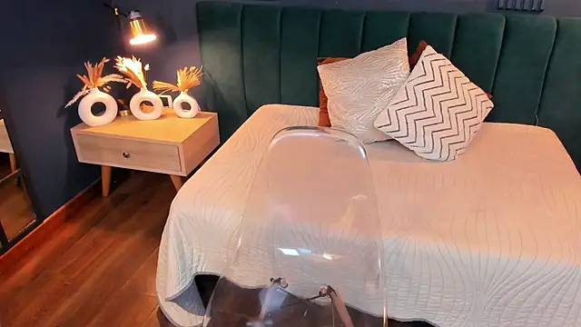 roxy hell online show from 03/08/25, 07:09