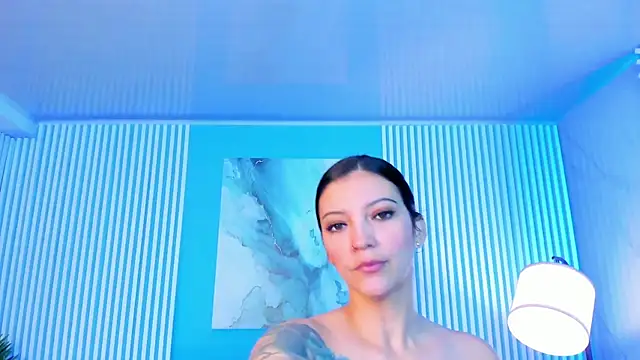 roxy hell online show from 10/14/25, 12:06