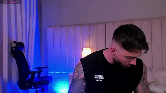 OLIVER COLT online show from 03/21/26, 02:16