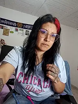 Snapshot of DaniPoison chatting on 02/12/26, 12:27 DaniPoison online show from 02/12/26, 12:27