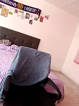 Snapshot of DaniPoison chatting on 02/12/26, 08:15 DaniPoison online show from 02/12/26, 08:15