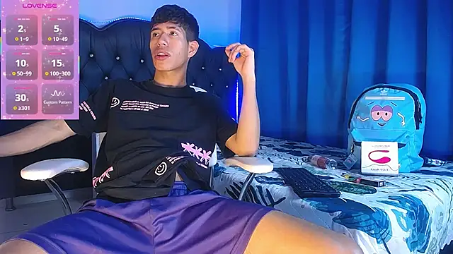 dareck 18 online show from 11/05/25, 12:32