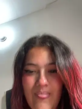 VanessaScott  online show from 10/16/25, 08:32