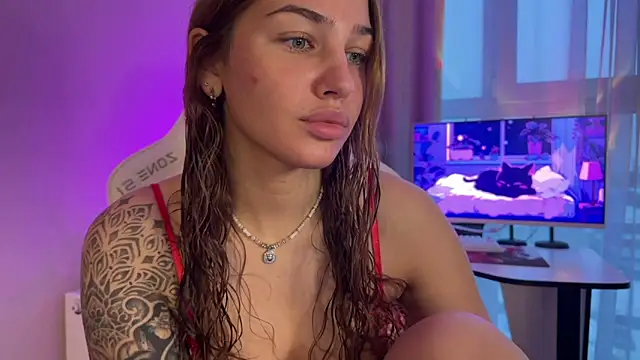 Snapshot of Anna_Six chatting on 11/23/25, 02:22 Anna Six online show from 11/23/25, 02:22