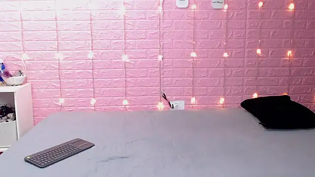 wet valery online show from 03/09/26, 10:03