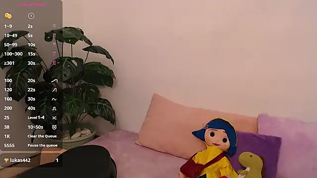 Snapshot of wet_valery chatting on 06/06/26, 02:05 wet valery online show from 06/06/26, 02:05
