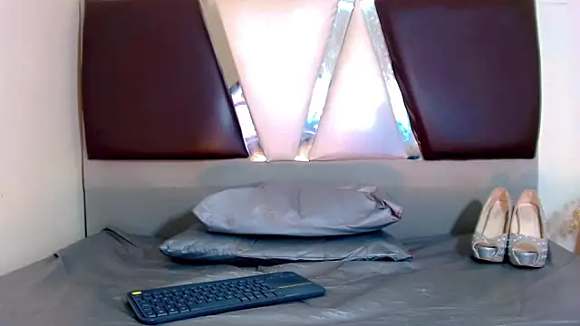 alexsandra kiss online show from 11/09/25, 12:14