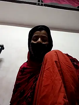 Snapshot of Daya_Chheda chatting on 11/29/25, 10:46 Daya Chheda online show from 11/29/25, 10:46