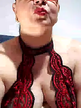 Snapshot of michellrodriguez chatting on 02/05/26, 12:26 michellrodriguez online show from 02/05/26, 12:26